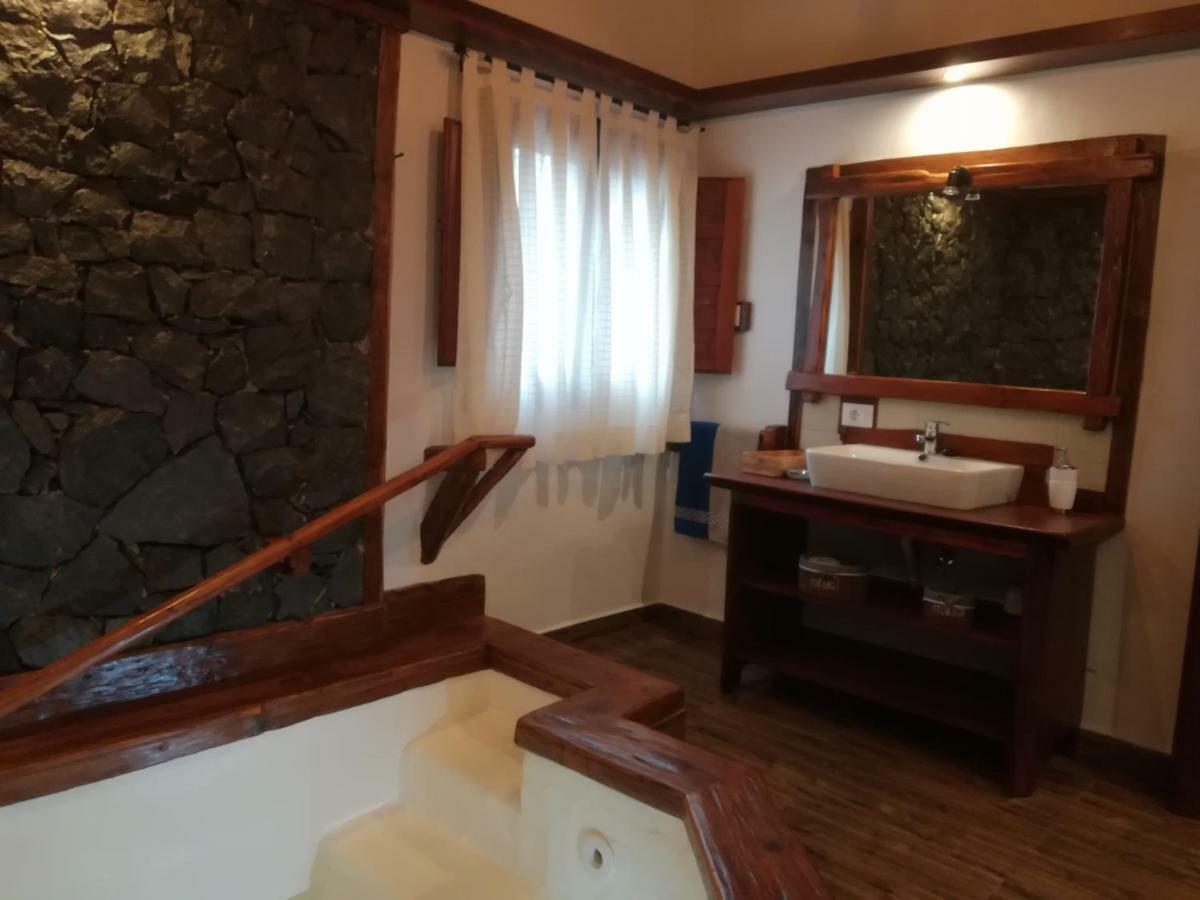 Casas Rurales Los Guinderos อิคอดเดลอสวินอส ภายนอก รูปภาพ