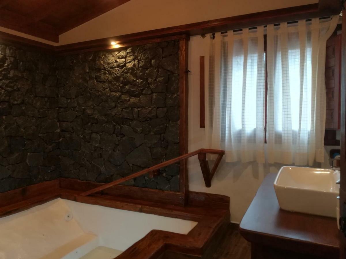 Casas Rurales Los Guinderos อิคอดเดลอสวินอส ภายนอก รูปภาพ